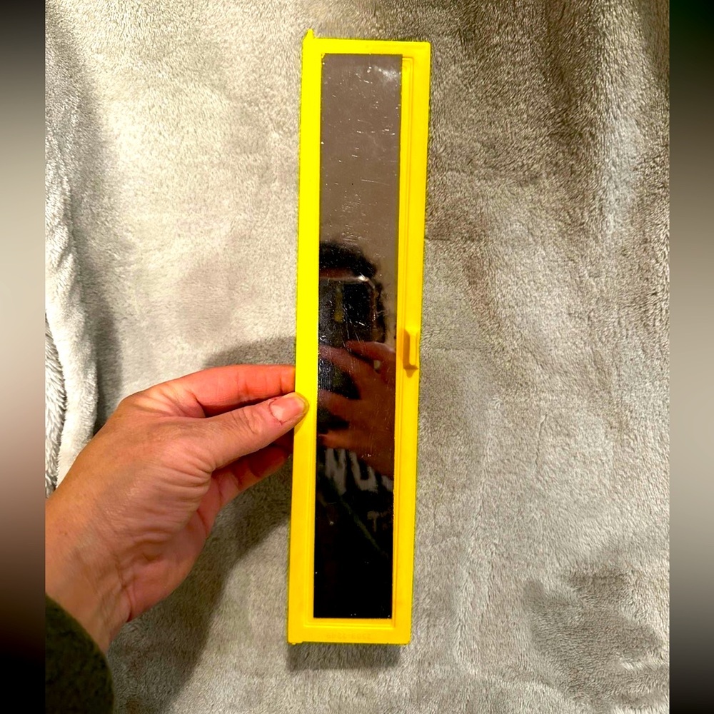 VTG 1978 Barbie Dream House A frame Part Repl Yellow Closet Mirrored Door 12”